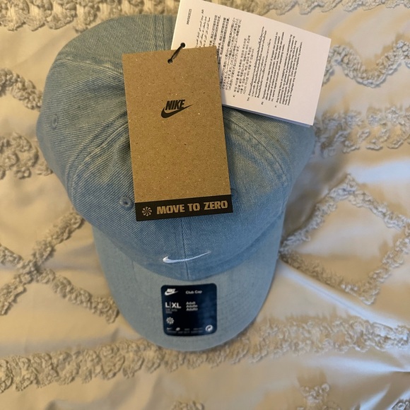 Nike Denim Club Cap Unisex Size L/XL Adjustable Strap Fit New With Tags - Picture 2 of 7